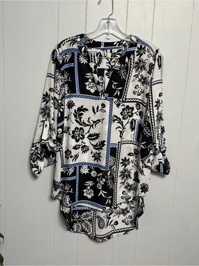 #19) Cato Black, White & Blue Patchwork Floral Tunic